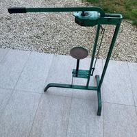 Tappatrice bottiglie di vino