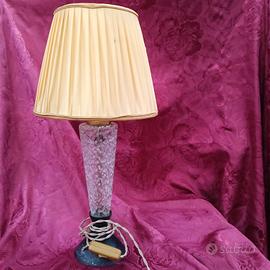 antica lampada da tavolo