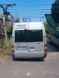 Ford transit 9 posti usato 