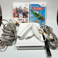 Nintendo Wii Completa + Controller + 2 Giochi