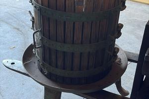 macchinario TORCIO PER VINO