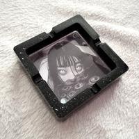 Posacenere Bianco/Nero AnimeGirl Junji Itō Alt🖤