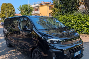 Opel Zafira 8 posti XL 