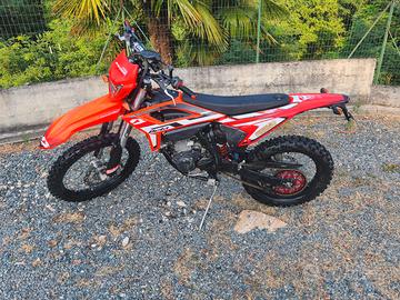 Beta RR 125 4T 2024 enduro