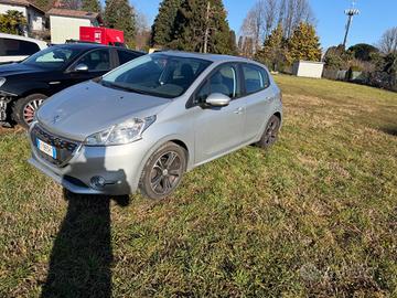 Peugeot 208 PureTech 82 5 porte Allure