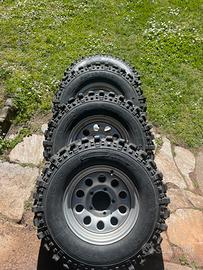 Gomme Suzuki furbe