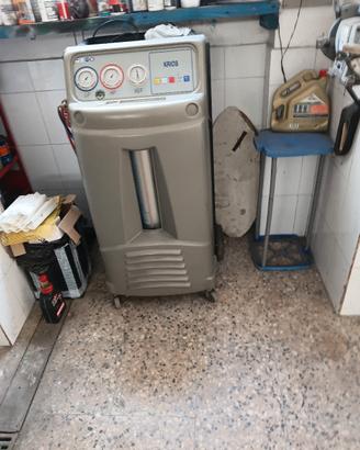 attrezzatura per autocarrozzeria