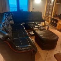 divano 7 posti in pelle e radica sfoderabile.