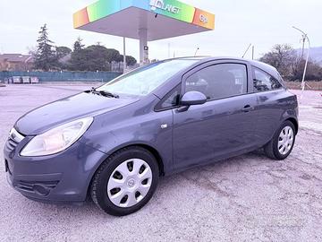 Opel Corsa 1.2 3 porte Ok neopatentati