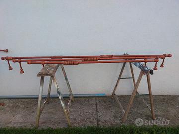 bastoni in legno reggitende
