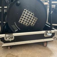 Stage box XLR 24 in, 8 out