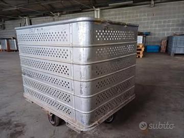 Contenitore in alluminio con ruote