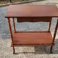 Mobiletto porta tv con ruote e cassetto