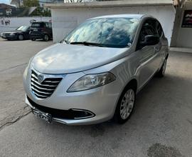 Lancia Ypsilon 1.3 MJT 16V 95 CV 5 porte