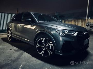 Audi Q3 35 TFSI S tronic Identity Black (‘2023)