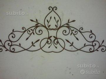 Letto in ferro forgiato e battuto a mano 'vietri'