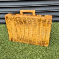 valigetta vintage 24 ore in coccodrillo bianco