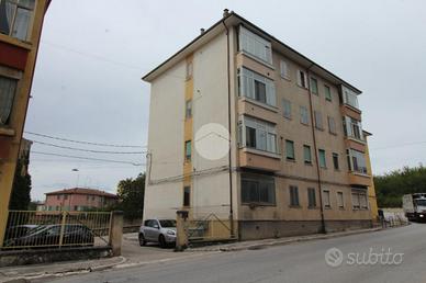 4 LOCALI A CAMPOBASSO