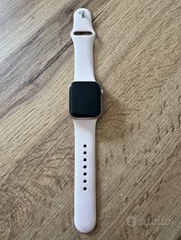 Apple Watch SE 40 mm