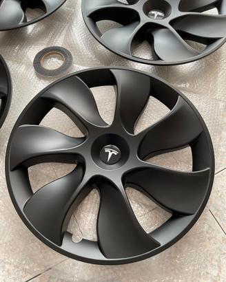 4 copri cerchi Uberturbine neri - Tesla Model Y 19