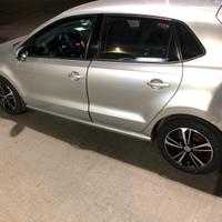 VOLKSWAGEN Polo 6R 1.6 TDI