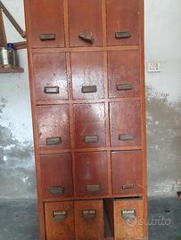 Cassettiera in faggio