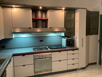 CUCINA SALVARANI COMPONIBILE E ADATTABILE