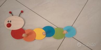 appendiabiti per cameretta lombrico