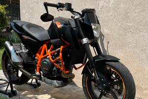 KTM 690 Duke - 2012 A2