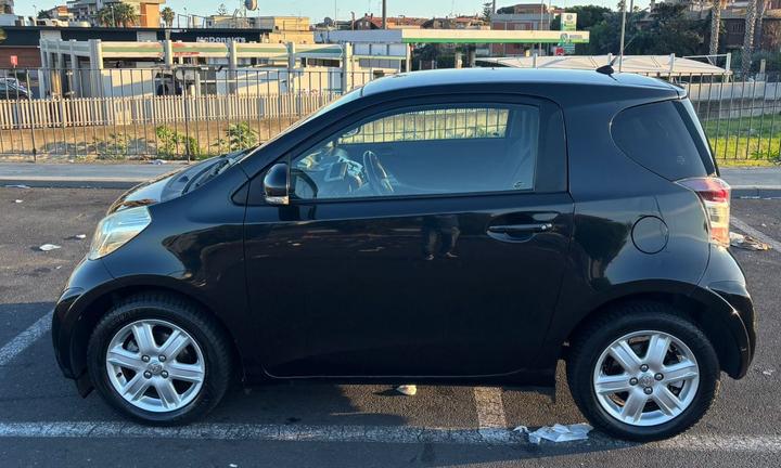 toyota IQ 1.0 automatica