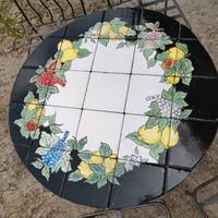 tavolo ferro battuto e ceramica