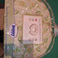 cuscino Boppy allattamento