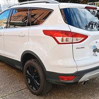 Ford Kuga4X4   trazione intelligentei tagliandi ce