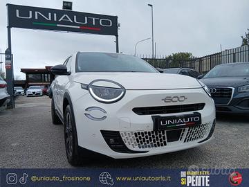 Fiat 600 Hybrid 145 CV DCT MHEV La Prima