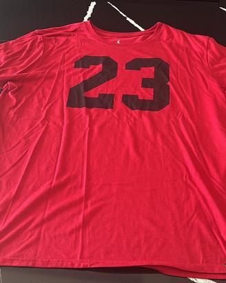 T-shirt jordan adidas nike