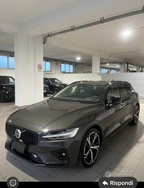 Volvo V60 2023