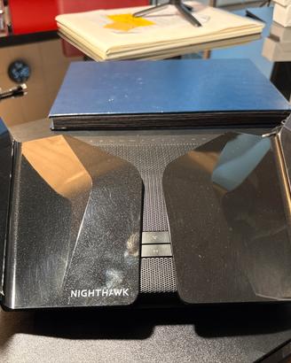 Router NETGEAR Nighthawk RAXE500 WiFi 6E