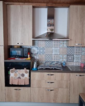 cucina e divano