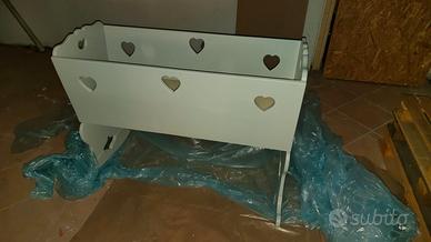 Lettino con materasso