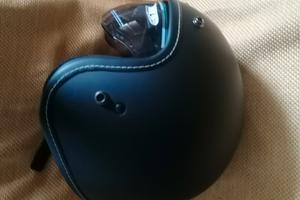 Casco jet
