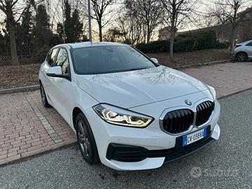 BMW 118 i serie 1 F 40