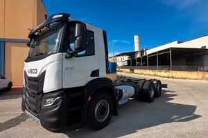 IVECO S-WAY AD280X48 TELAIO NUOVO