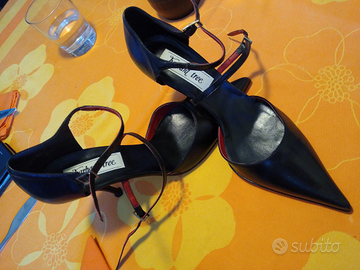 Scarpe con tacco nere e rosse