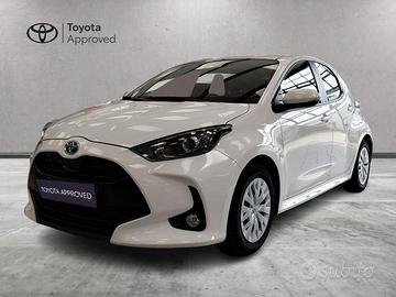 Toyota Yaris Hybrid Active MY22