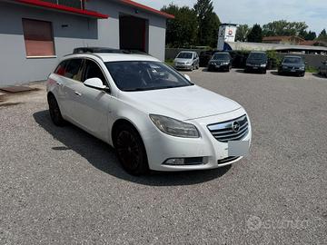 OPEL INSIGNIA SPORT TOURER 