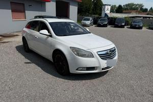 OPEL INSIGNIA SPORT TOURER 