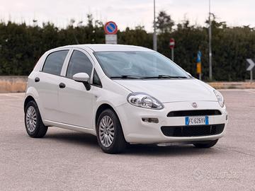 Fiat Punto 12 mesi di garanzia