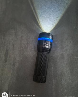 torcia+caricatore usb