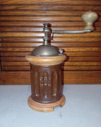 Antico Macina Caffè Tre Spade Metallo e Legno 