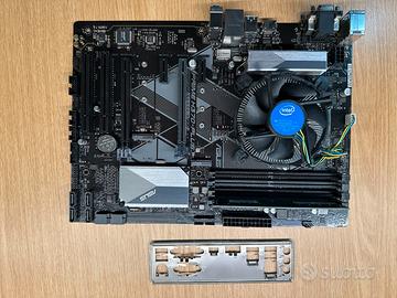 Asus prime H370-plus con cpu I7 8700 e 8 gb ram